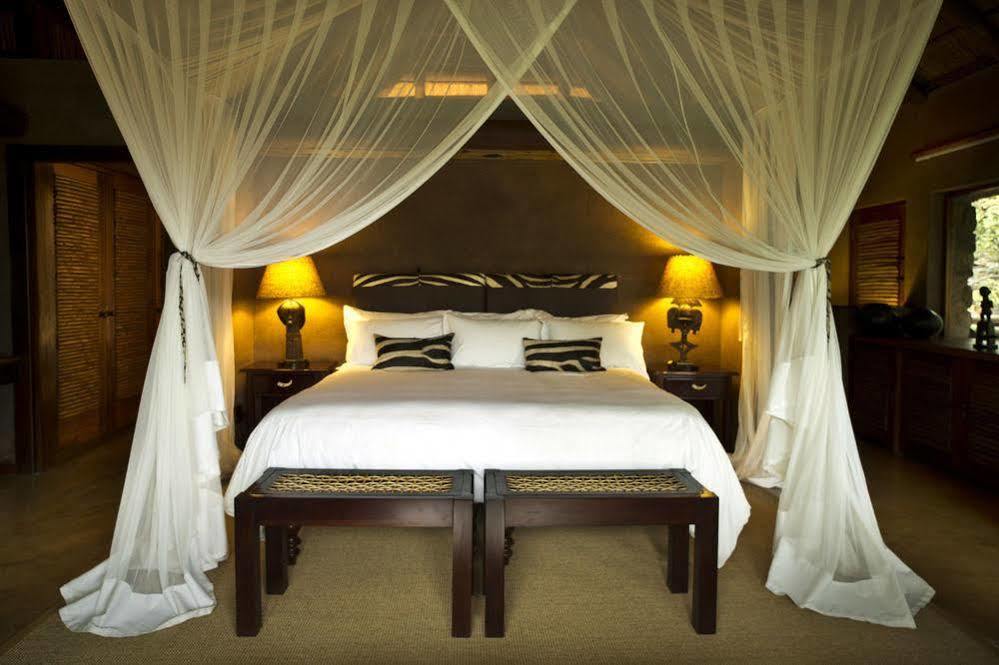 Makweti Safari Lodge Riserva Naturale di Welgevonden Esterno foto